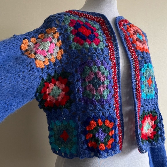 vintage handmade crocheted granny square cardigan - Picture 6 of 15